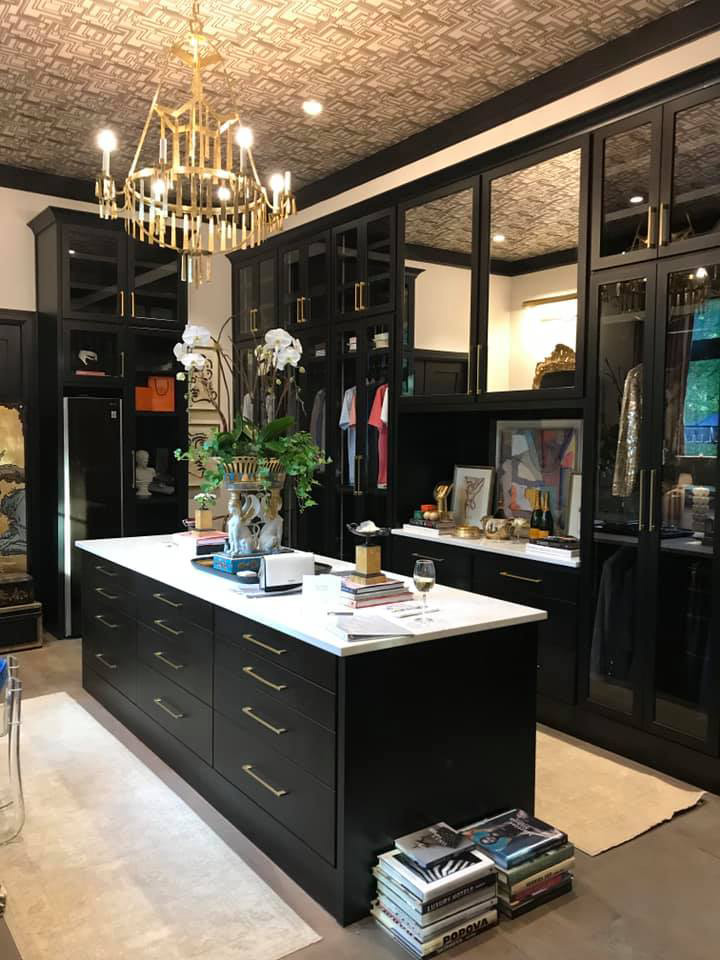 https://www.midwestgaragesolutions.com/wp-content/uploads/2019/10/custom-closet-systems-2019-68.jpg